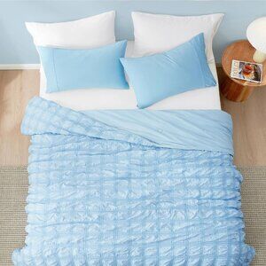 Cozy Bliss Cooling Comforter King Size Seersucker Plaid